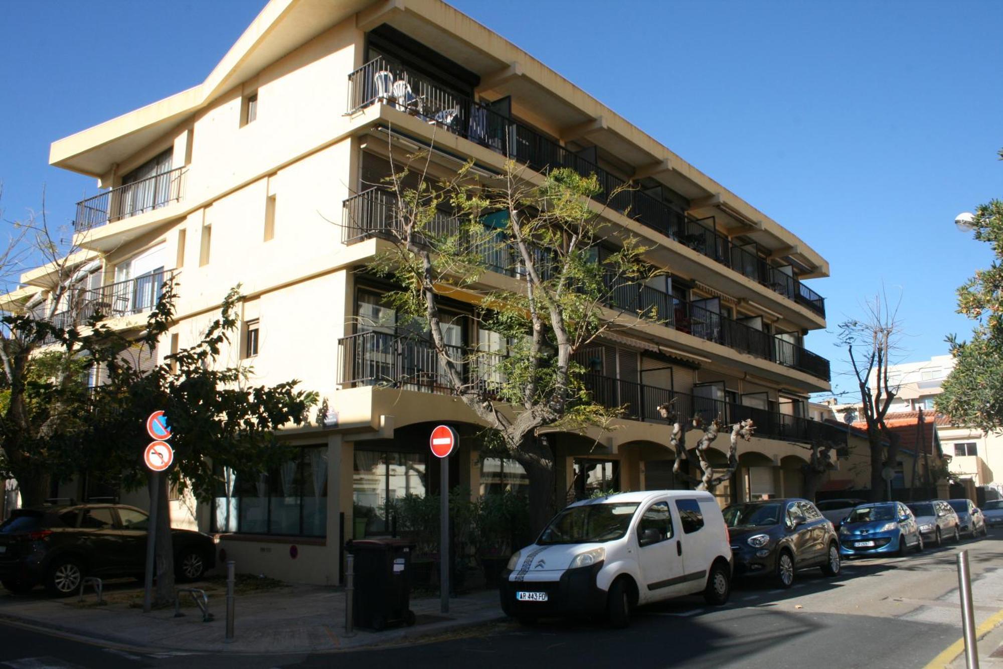 Charmant Studio 20 M De La Plage Canet-en-Roussillon Dış mekan fotoğraf