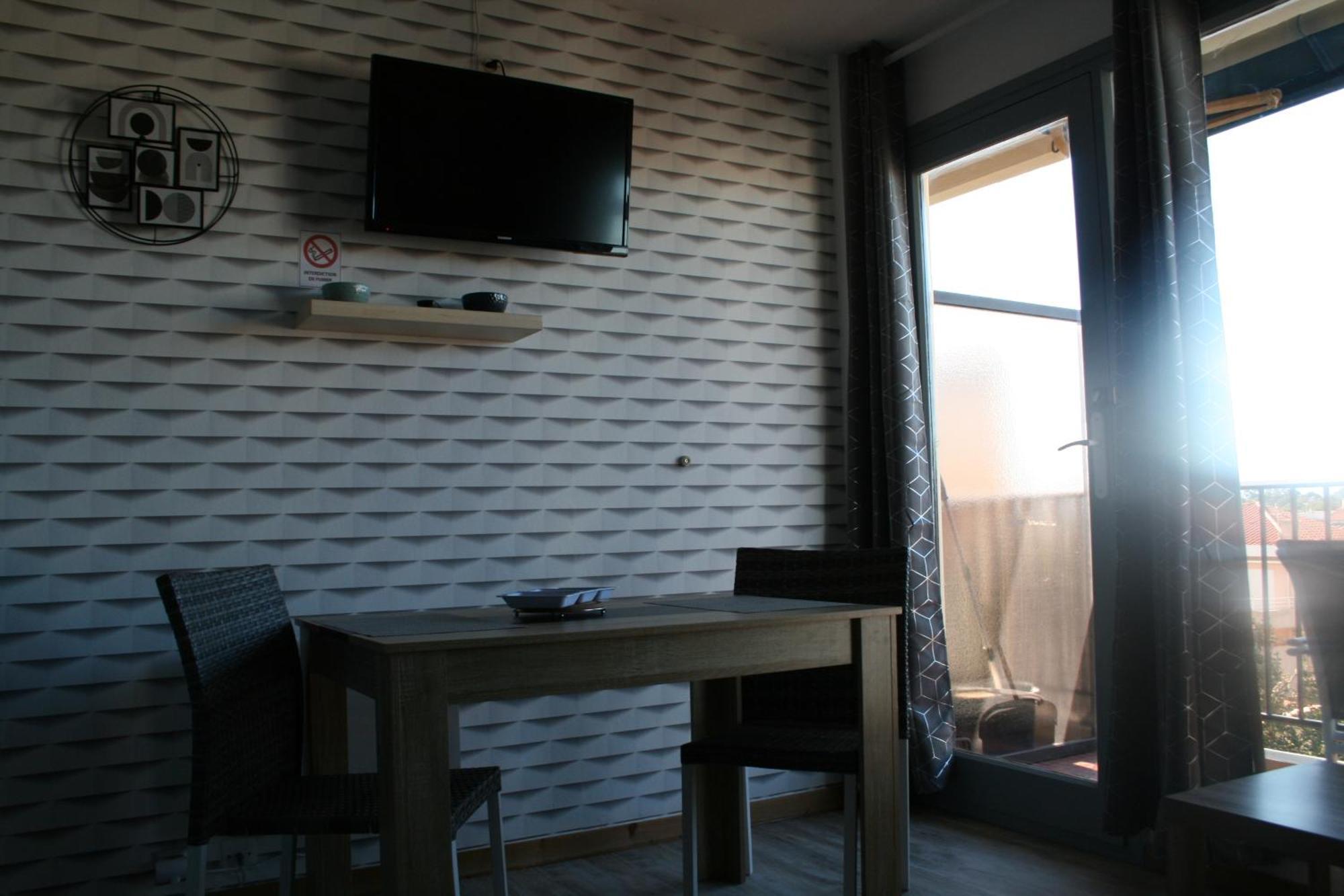 Charmant Studio 20 M De La Plage Canet-en-Roussillon Dış mekan fotoğraf